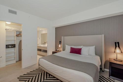 5 stars AMENITIES Luxury 3 BR-Stunning VIEW & 27th Floor - image 6