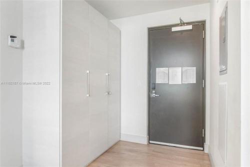 NEW!! Beachfront Condo Resort - ROOFTOP POOL - image 10