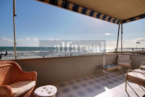 CLODIA, terrazza fronte mare e parcheggio