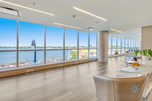 Ocean View - Balcony - Rooftop Pool - Hollywood Beach