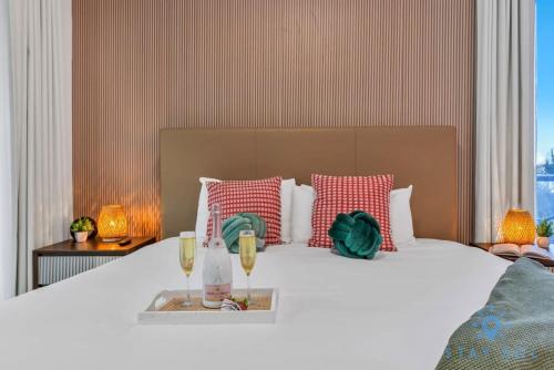Cozy Apartment - Hot Tub - NearBeach - Broad - walk in Hollywood, USA