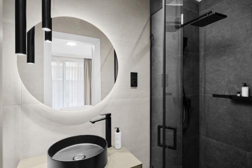 Collect Residence - image 13