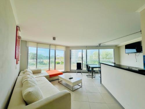 Ocean drive 2 full amenities