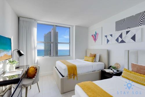 Luxury 2Br Front Ocean Bay View Amazing Pools thumb 4