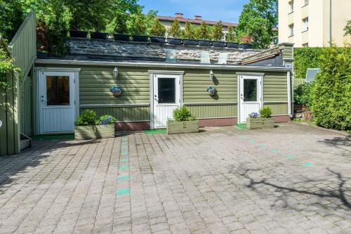 City Center Garden Camping - main image