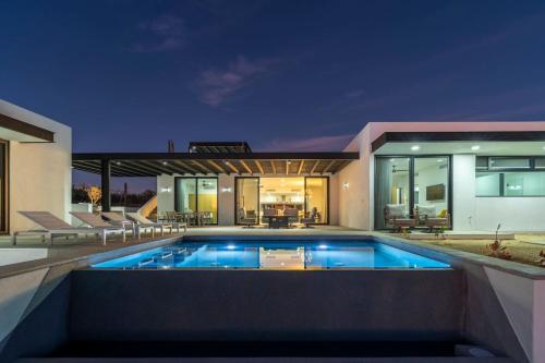 Stylish and Beautiful New 3BR Villa with Ocean Views in Cabo San Lucas, Mexico