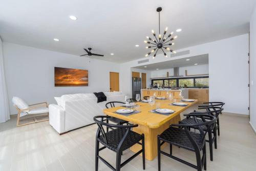 Stylish and Beautiful New 3BR Villa with Ocean Views in Cabo San Lucas, Mexico