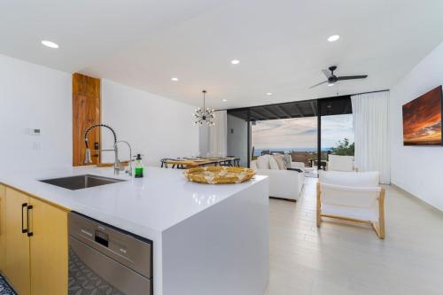 Stylish and Beautiful New 3BR Villa with Ocean Views in Cabo San Lucas, Mexico