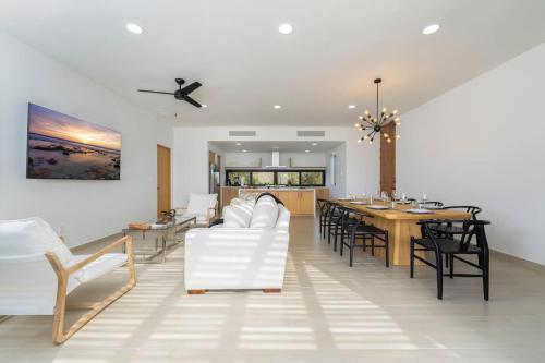 Stylish and Beautiful New 3BR Villa with Ocean Views in Cabo San Lucas, Mexico