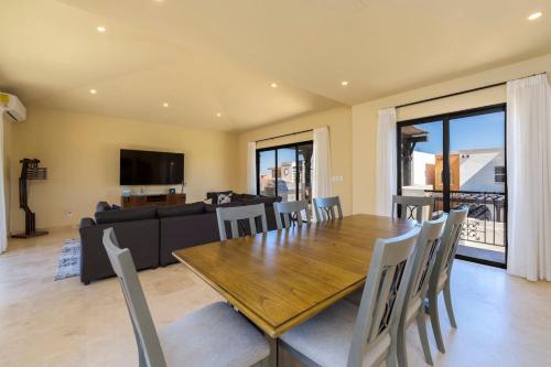 Spacious New 3BR Villa at Copala-Quivira in Cabo San Lucas, Mexico