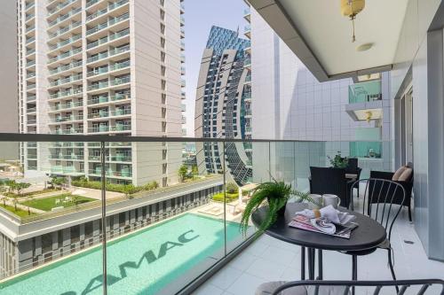 Frank Porter - Majestine 1, Dubai