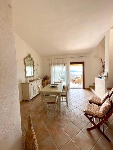 Villa Paradise View Costa Paradiso in กอสตา ปาราดิโซ