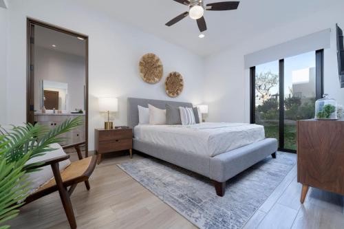 Amazing 2BR Condo at Quivira with Amenities in Cabo San Lucas, Mexico