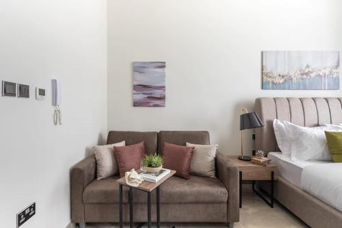 Frank Porter - Majestique Residence 2, Dubaj (fotografie 6)