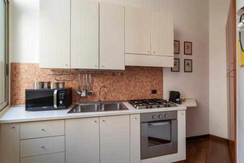 A due passi da Santa Maria Maggiore Apartment, Rome (photo 9)