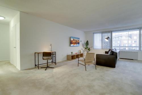Luxury Living at Crystal Citys Condo in Arlington, USA
