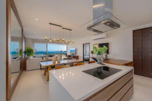 Spacious New 3BR Condo with Amazing Ocean Views in Cabo San Lucas, Mexico