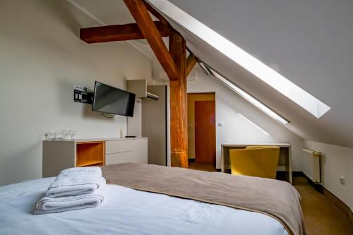 Relax Hotel Stork - image 5