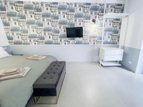 Saint Barth Guest House - Historic Loft in Bari 4