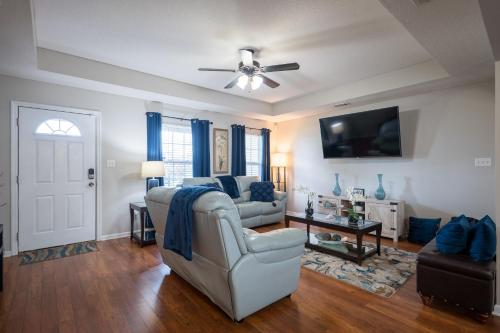 Cozy Retreat Near Moody AFB, VSU, Downtown & Parks in Valdosta