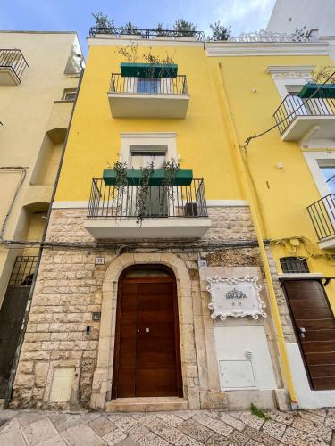 Saint Barth Guest House - Charming Rooms in Bari 5