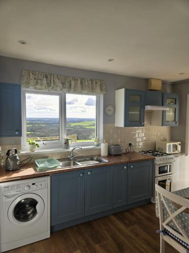 virtuve, Meadow View in Wiston