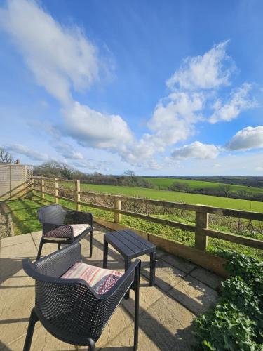Skats, Meadow View in Wiston
