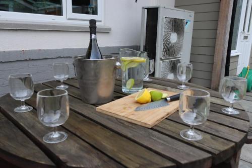 花園, Four Corners Holiday Home Hot Tub & Sauna in 費恩丹