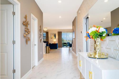 9312 SH - Champions Gate - Unique High end 8 Beds, Davenport (photo 7)