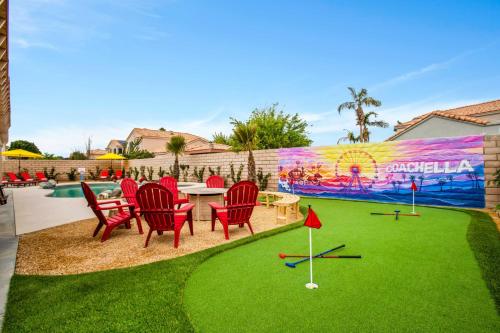 8 min to Coachella Heated Pool Karaoke Arcade in Indio, USA