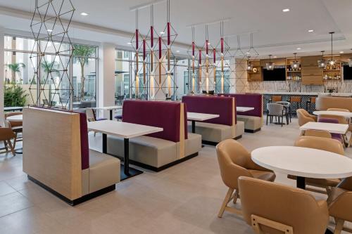 Residence Inn by Marriott 챗스워스 - 식음료(F&B)