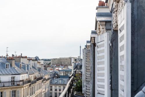 Small cocoon with a view of the Eiffel Tower - Location saisonnière - Paris