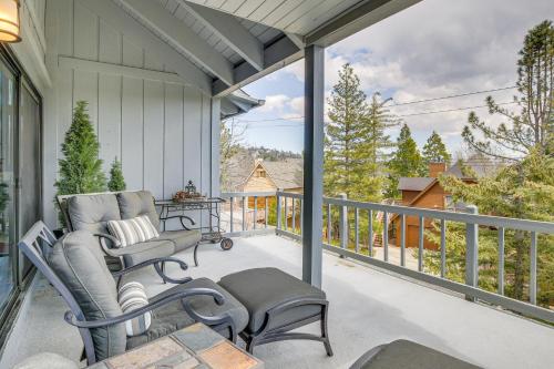 Luxe Lake Arrowhead Cabin with Mtn Views and Grill! in Lake Arrowhead, USA