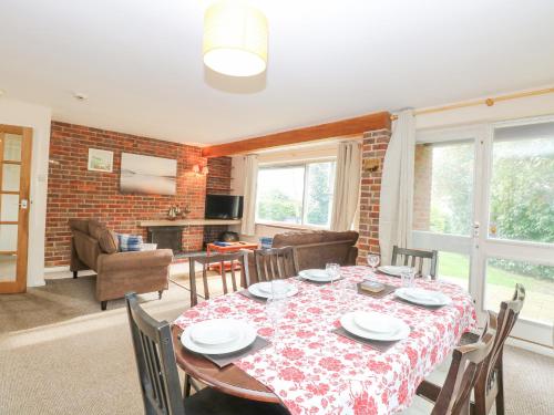 Swan Dyke Cottage - image 14