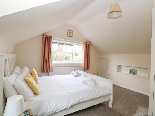 Swan Dyke Cottage - image 10
