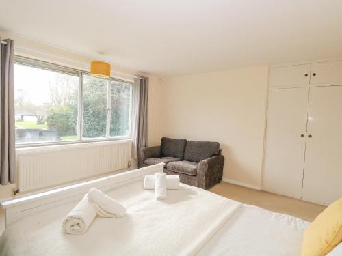 Swan Dyke Cottage - image 11