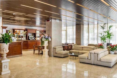 Hotel Ambasciatori - image 14