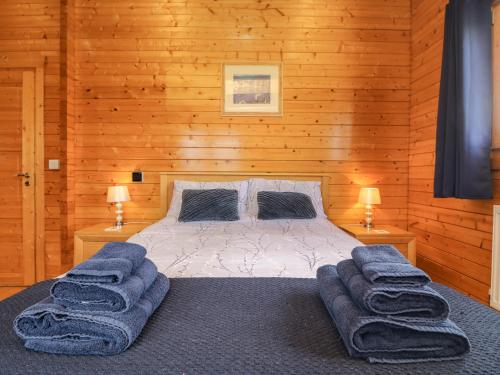 Chywolow Lodge PENZANCE - image 3