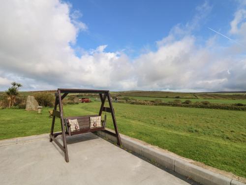 Chywolow Lodge PENZANCE - image 7