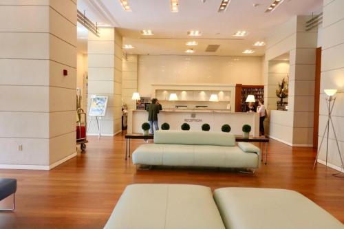 Coconut Grove 10th Fl Studio Parking Included, Miami (Florida)