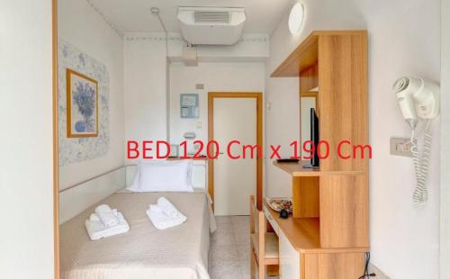 Small Double Room - with balcony