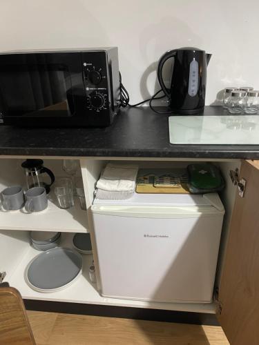 Kitchen, Godden Green B & B Guesthouse in Arreton and Newchurch