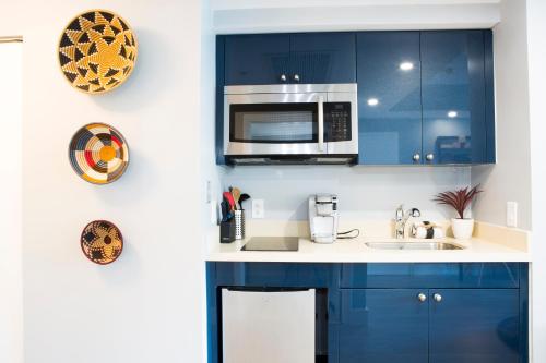 Deluxe Studio in Coconut Grove City and Bay views Includes Parking in Miami, USA