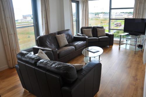 Facilities, Ocean Apartments near Royal Yacht Britannia