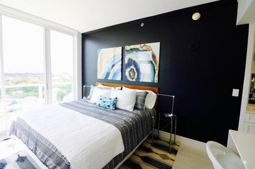 Connecting Rooms-Coconut Grove 21st Floor Parking Included in Miami, USA