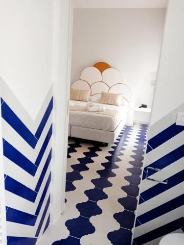 DEPENDACE MINORI MARE ****