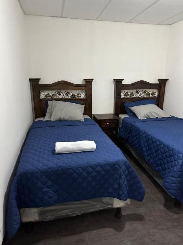 Double or Twin Room image 2