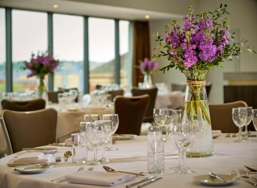 DoubleTree by Hilton Lincoln - image 10