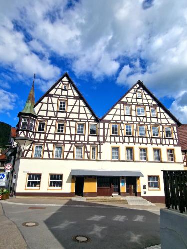 Zur Schönen Lau- Monteurzimmer - Hotel - Blaubeuren