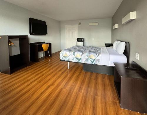 1 queen bed